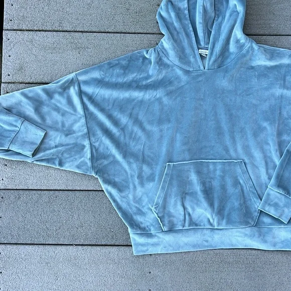 American Eagle Spa Blue Velour Cropped Pullover Hoodie Size Small - Picture 6 of 11
